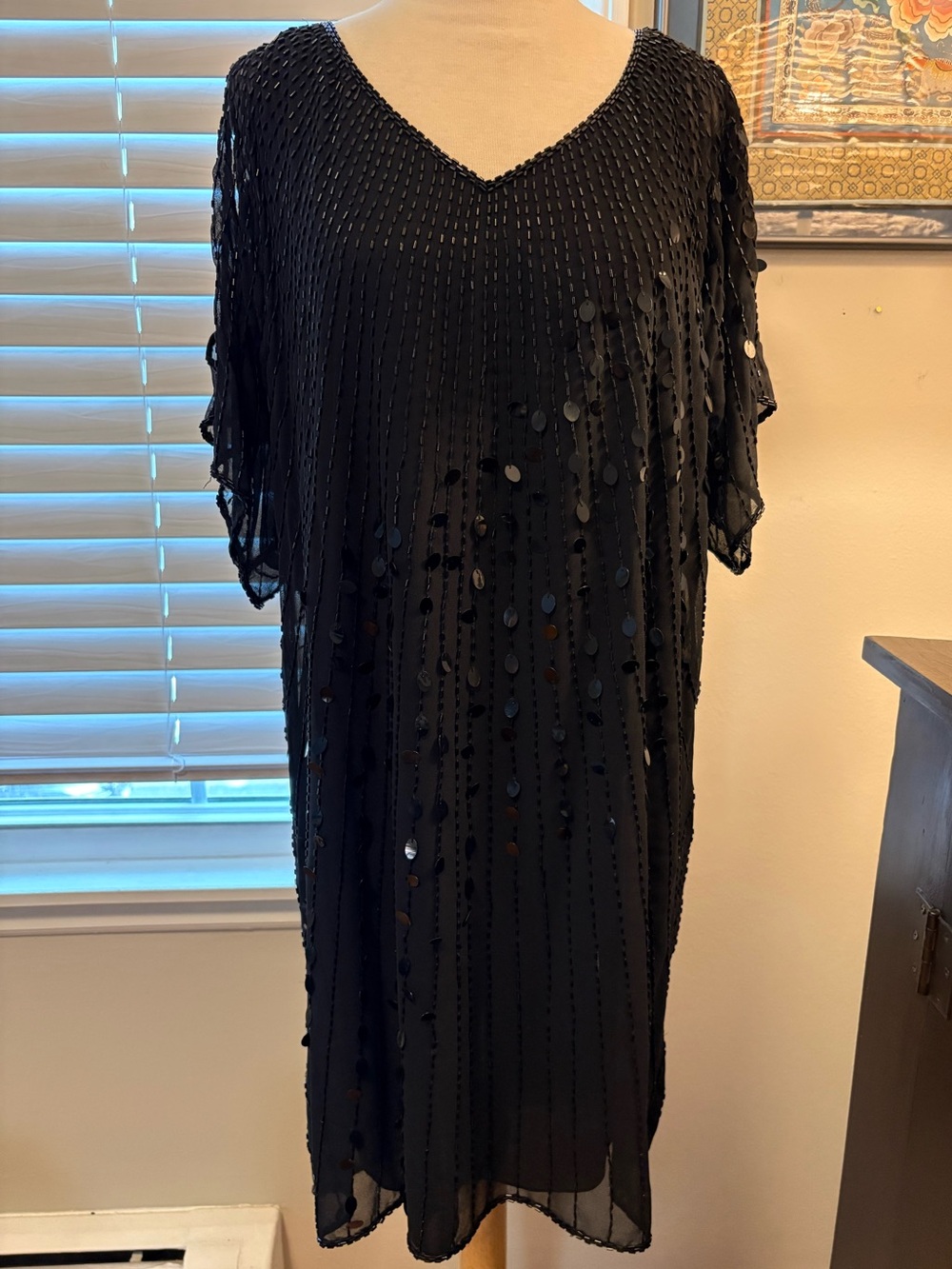 J Kara Black Beaded/Sequin V-Neck Women’s Dress, Size 12 (GUC — See pics)